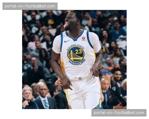 战术板：解析弗罗西诺内三月以来的低位防守策略——主动让出控球权